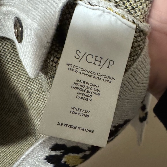 Cabi Mod style floral print cardigan Size Small - Picture 6 of 9